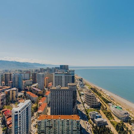 Grand City Apart-Hotel Batumi Exterior photo