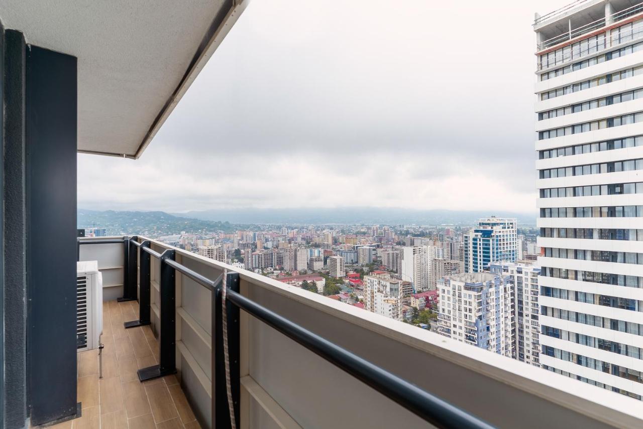 Grand City Apart-Hotel Batumi Exterior photo