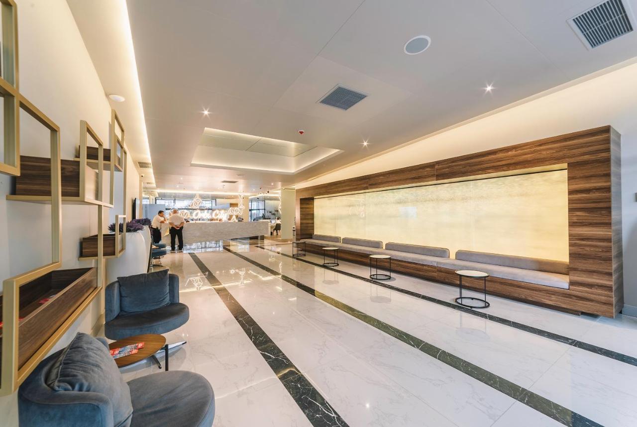 Grand City Apart-Hotel Batumi Exterior photo